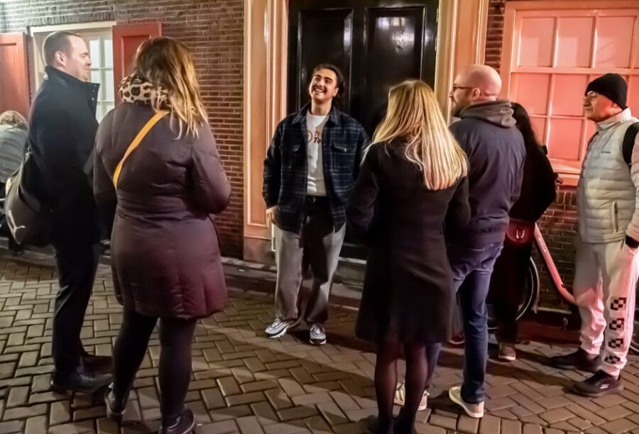 Amsterdam: Red Light District Exclusive Night Tour - Key things to know before you go
