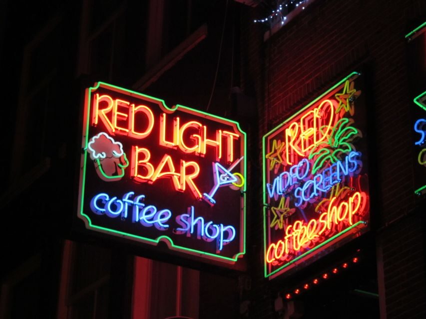 Amsterdam: Red Light District Exclusive Night Tour - Chinatown to Zeedijk: the “this is Amsterdam too” moment