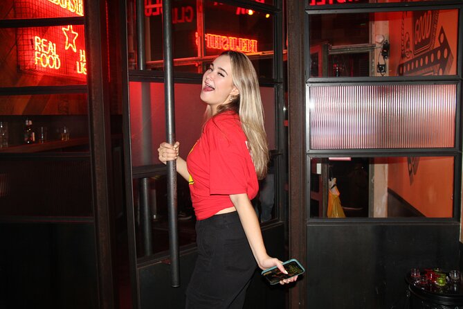 Amsterdam Red Light District Pub Crawl - Timing That Makes Sense: When You’ll Be in Bars vs. the Club