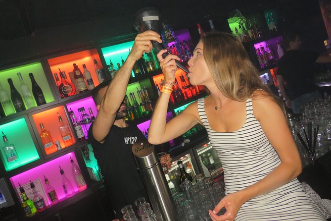 Amsterdam Red Light District Pub Crawl - Dress Code and Small Costs That Can Catch You