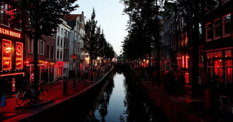 Amsterdam: Red Light District Tour - Key highlights to look for