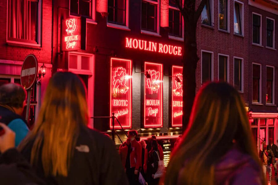 Amsterdam: Red Light District Tour in German/English/Italian - How This Tour Talks About Sex Work Without Turning It Into Theatre