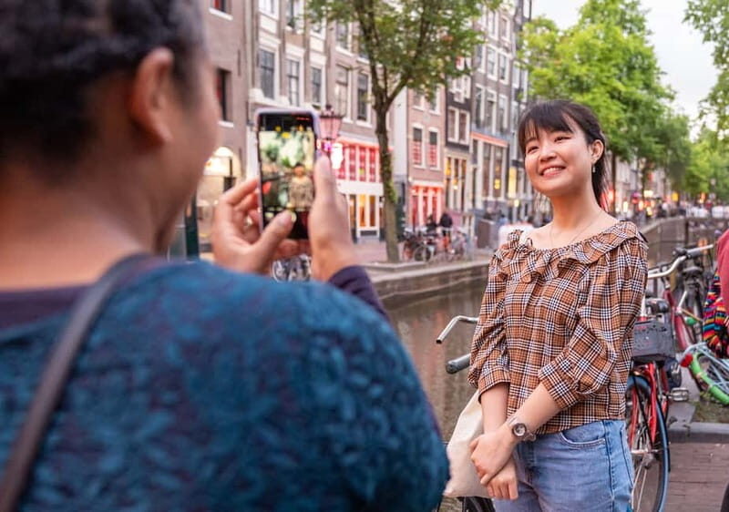 Amsterdam: Red Light District Tour in German/English/Italian - From Centraal to Chinatown to Nieuwmarkt: Why the Walk Doesn’t End at the Windows