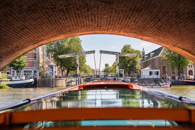 Amsterdam Sightseeing Canal Cruise with Audio Guide - Picking Your Departure Point: Start Near What You Care About