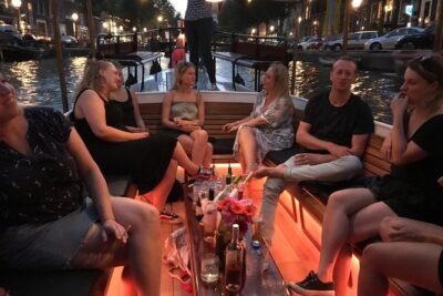 Amsterdam Small-Group Canal Cruise With Dutch Snacks and Drink - UNESCO canal belt and the Jordaan: where you see the city’s “real” canal rhythm