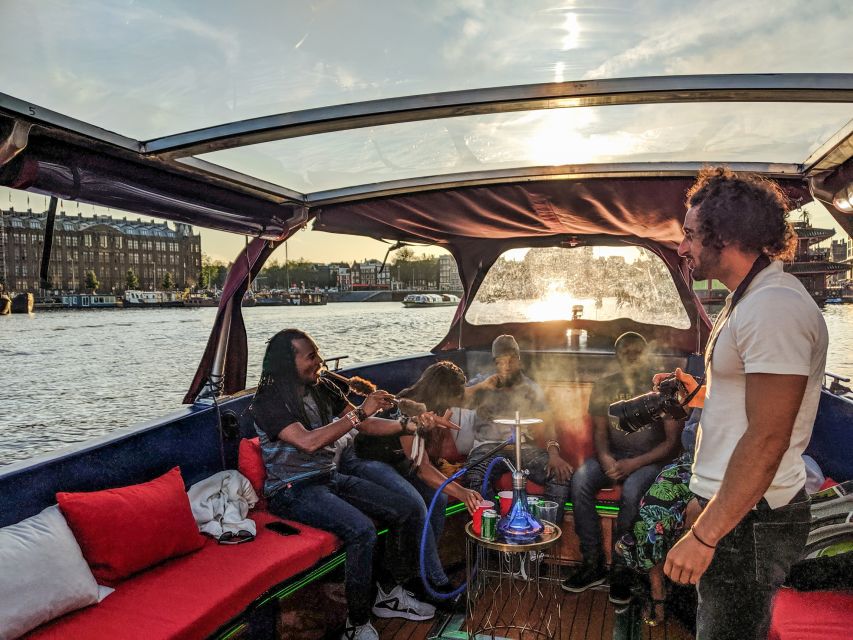 Amsterdam: Smoke and Lounge City Boat Cruise - Key things that make this canal cruise worth your time