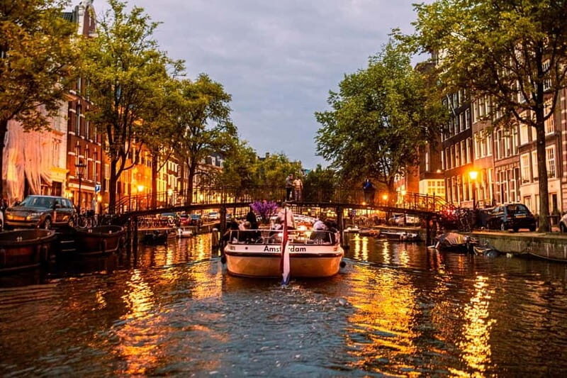 Amsterdam: The Bulldog Boat Smoke and Booze Cruise - Who Should Book This (and Who Should Skip It)