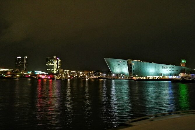 Amsterdam The Bulldog Boat Smoke Friendly Cruise + 2 drinks - Smoke-friendly rules: bring your own 420