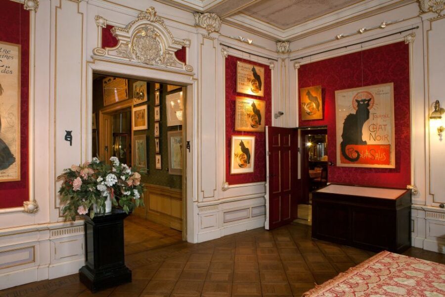 Amsterdam: The Kattenkabinet Cat Museum Entry Ticket - Should you book the Kattenkabinet entry ticket?