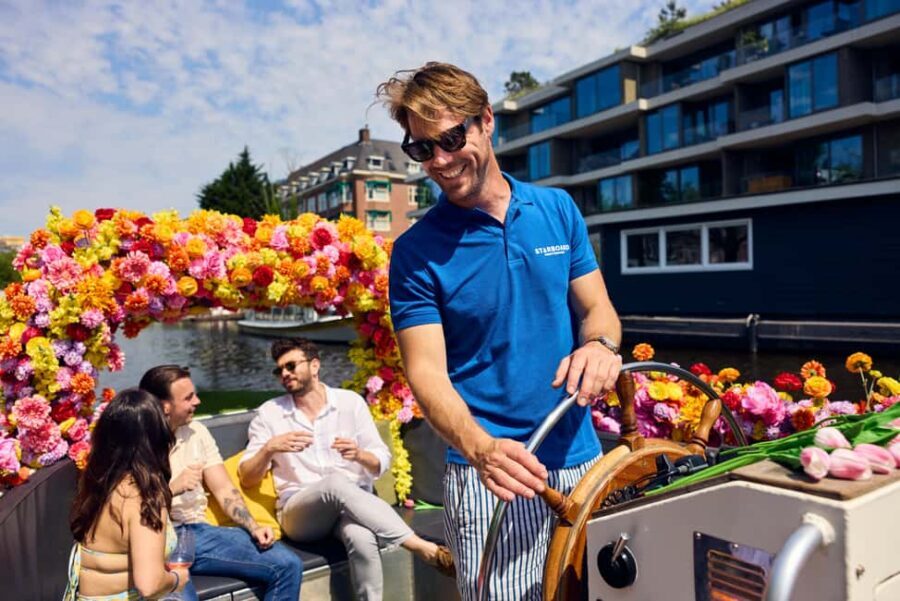 Amsterdam: The Original Flower Boat with Local Guide and Bar - A flower boat cruise that looks great before it even moves