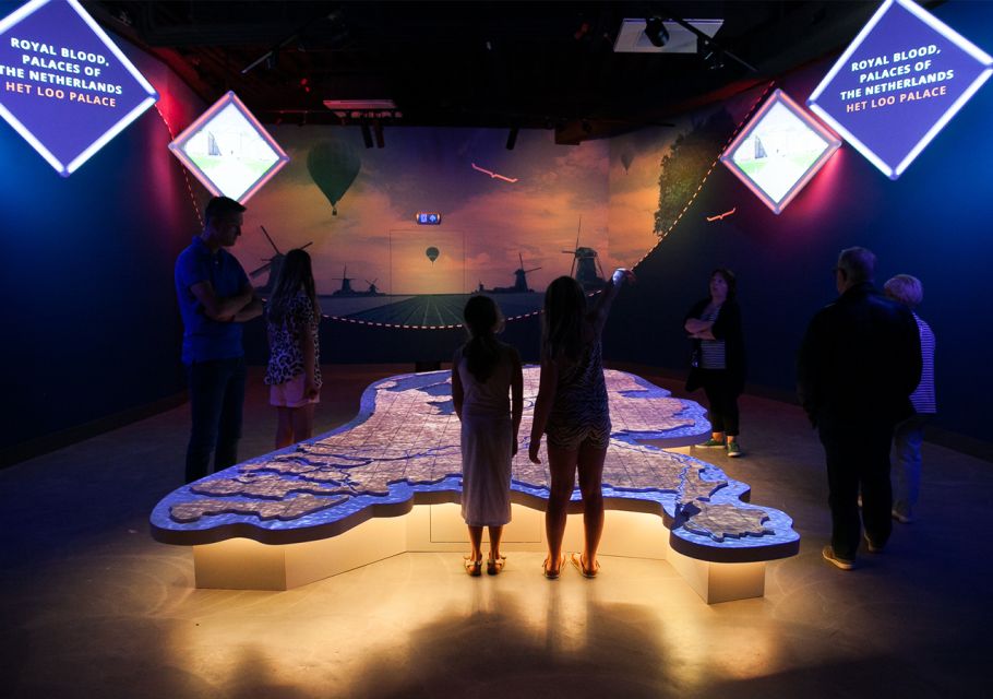 Amsterdam: This is Holland 5D Flight Experience Entry Ticket - Sensory effects: wind, mist, and scent