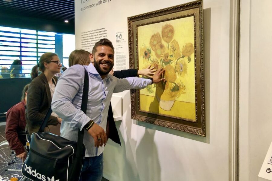 Amsterdam: Van Gogh Museum Masterpieces Tour up to 8 guests - Inside the museum: how a 2.25-hour guided path actually works