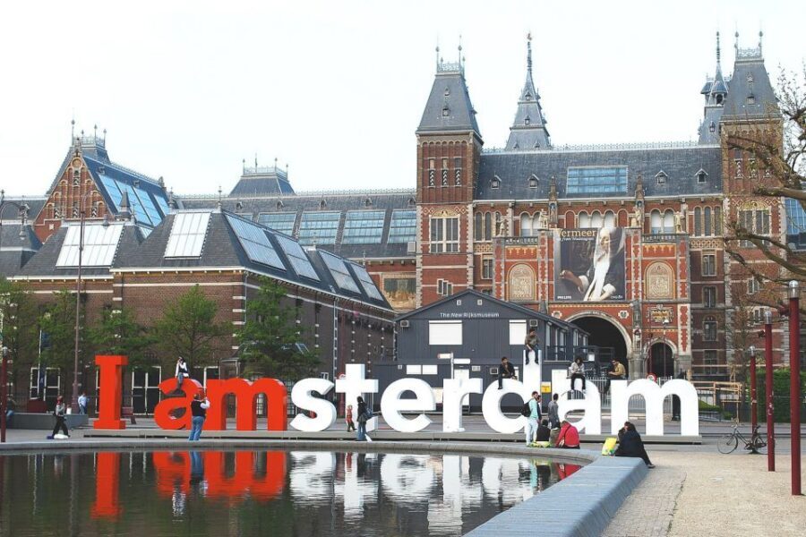 Amsterdam: Van Gogh Museum Masterpieces Tour up to 8 guests - What you’ll see: from early Dutch works to Sunflowers and beyond