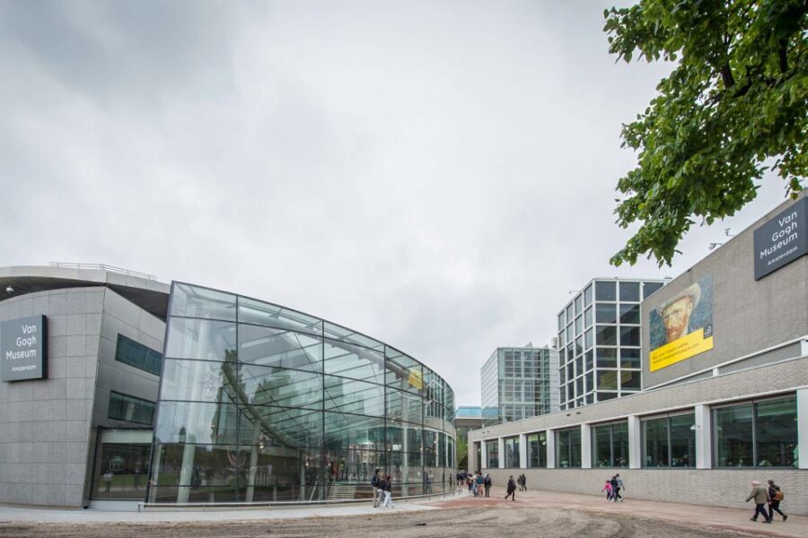 Amsterdam: Van Gogh Museum Ticket and City Canal Cruise - 75 Minutes on UNESCO Canals: What the Audio Gets Right