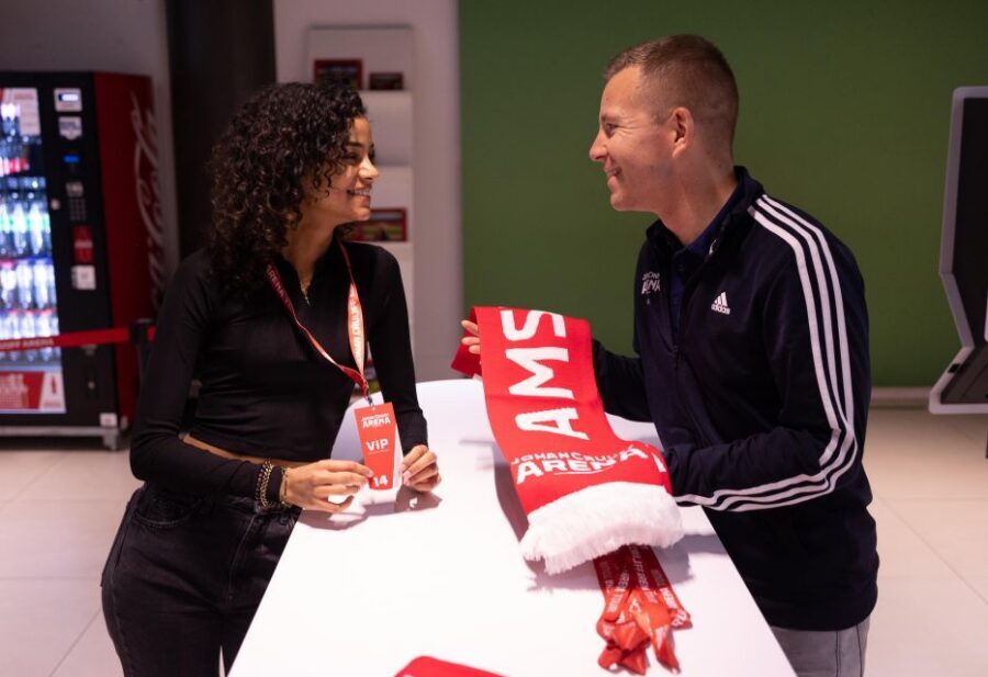 Amsterdam: VIP Johan Cruijff ArenA Tour with Drink and Scarf - Should you book the VIP Johan Cruijff ArenA tour?