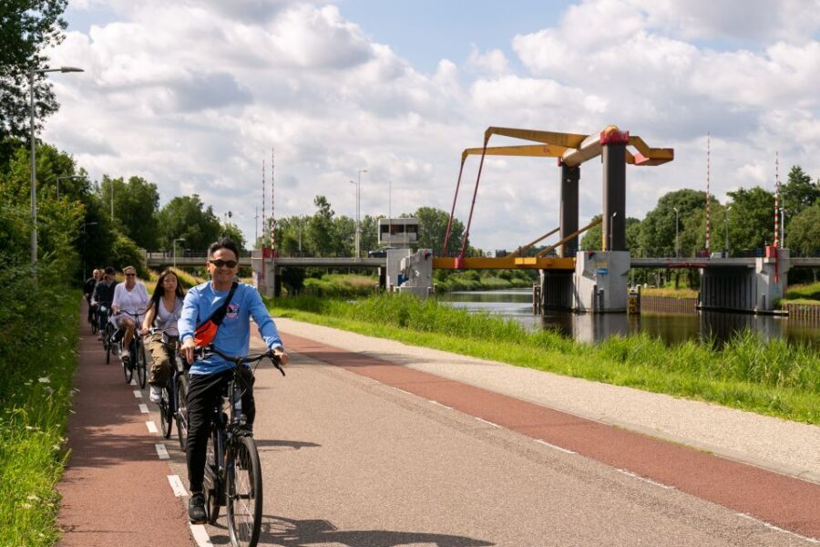Amsterdam: Windmill, Cheese, and Countryside E-Bike Tour - The Fishing Village Moment and Then: Cheese Farm Time