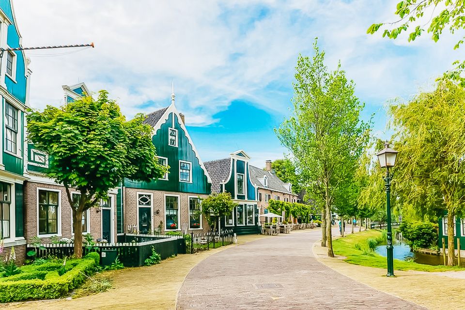 Amsterdam: Zaanse Schans, Edam, Volendam & Marken Bus Tour - Price and Value for a $32 Eight-Hour Tour