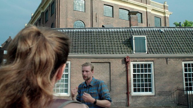 Anne Frank and the Jewish History of Amsterdam Private Tour - Plantage Canals, ARTIS Zoo, and Hiding in Plain Sight
