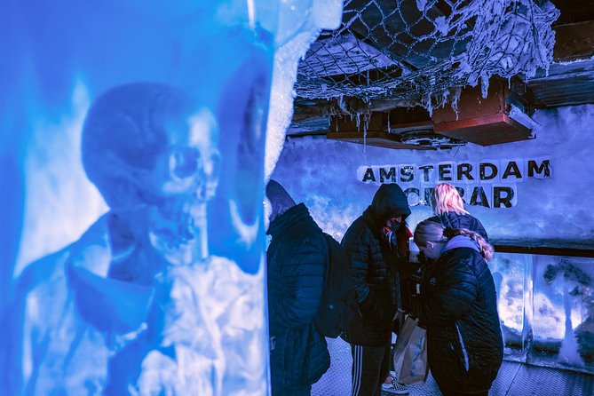 Combo Ticket: Xtracold Icebar Amsterdam and 1-Hour Canal Cruise - Weather, Comfort, and Photo Expectations