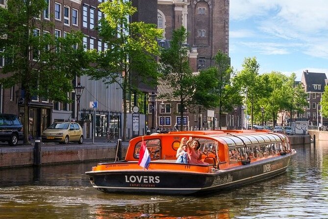 Combo Ticket: Xtracold Icebar Amsterdam and 1-Hour Canal Cruise - The 3-Drink Setup and Why It Works