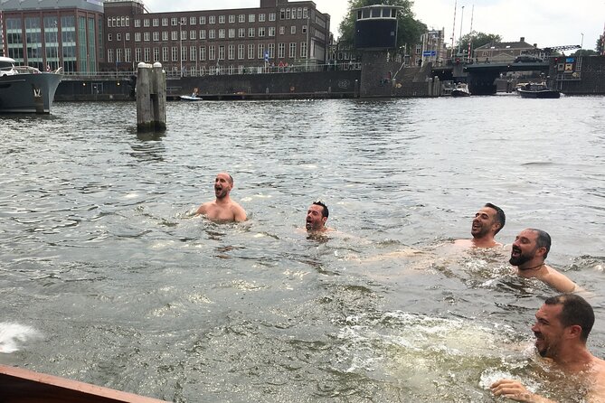 Cruise Amsterdam like a Local — Small Group 12 pax - The Right Fit: Who Should Book This Canal Cruise