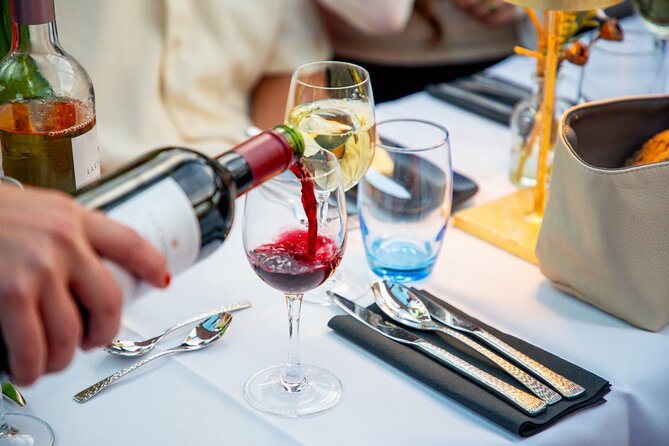 Dinner Canal Cruise Amsterdam: 4-Courses Including Drinks - Central Station, Rijksmuseum, NEMO, and Het IJ: a city of contrasts