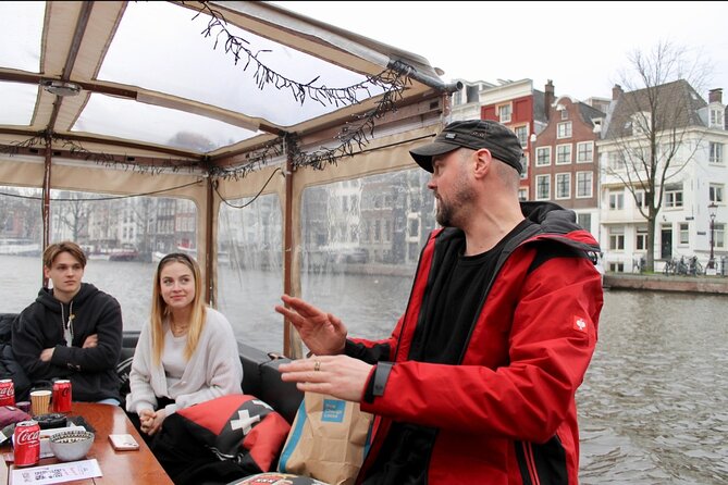 Dutch Cheese & Drinks Guided Amsterdam Boat Tour, All Inclusive - Where you board: Oudezijds Voorburgwal and how to avoid missing the boat