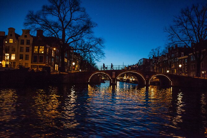 Evening Canal Cruise in Amsterdam with Wine & Cheese Option - Getting There: Meeting Point Accuracy Is the Real “Gotcha”