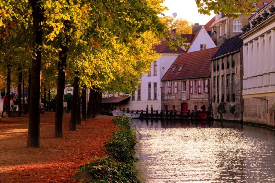 From Amsterdam: Bruges Day Trip in Spanish with Boat Option - Value and price: does $61 make sense for your day?