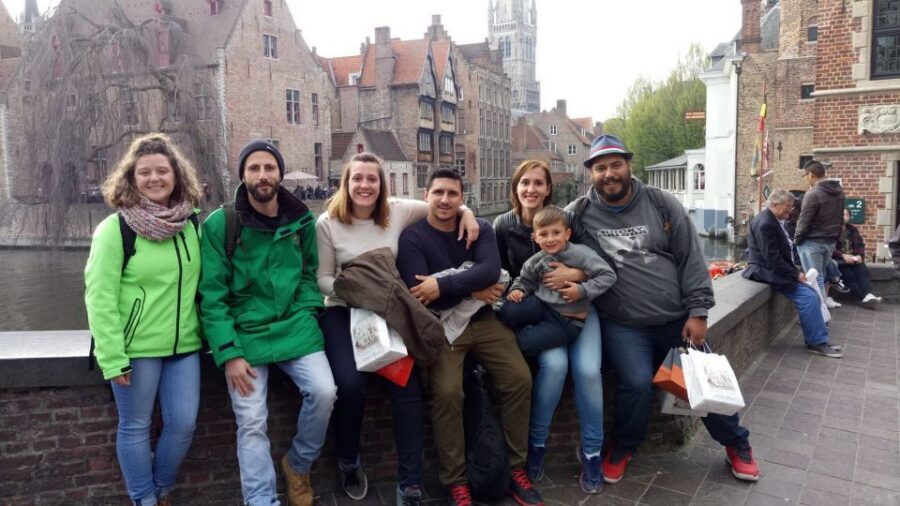 From Amsterdam: Day Trip to Bruges in Spanish or English - Guide quality is the real engine of the experience