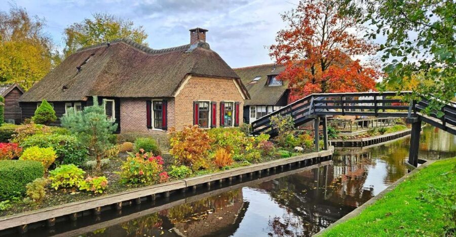 From Amsterdam: Giethoorn & Zaanse Schans Tour w/ Small Boat - Key Things I’d Prioritize