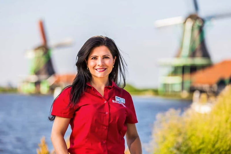 From Amsterdam: Zaanse Schans, Volendam, and Marken Day Trip - Volendam: fishing village streets, time to wander, and lunch on your terms