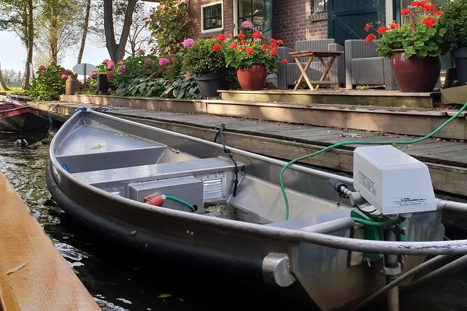 Giethoorn Day Tour from Amsterdam with Small Boat Ride - Price and Value: Why $154.86 Can Feel Fair (or Not)