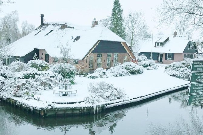 Giethoorn, Zaandam & Zaanse Schans Day Tour w/ Small Boat Ride - Which guides and group style make or break it