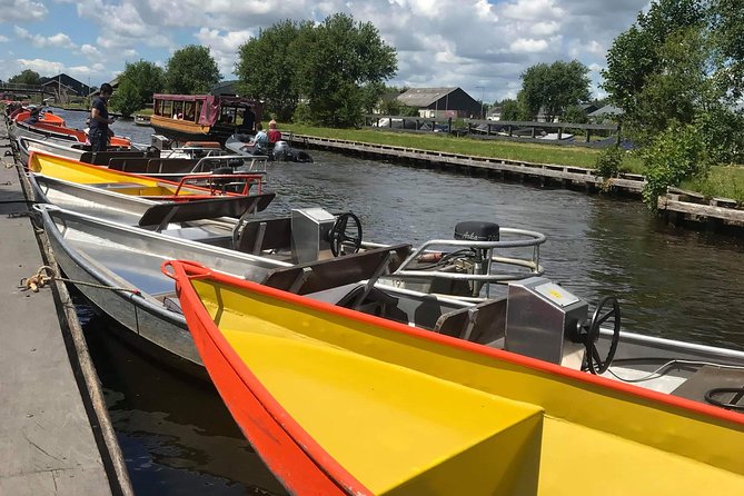 Giethoorn, Zaanse Schans Windmills Guided Day Trip from Amsterdam - Price and value for a full 10.5-hour loop ($95.96)