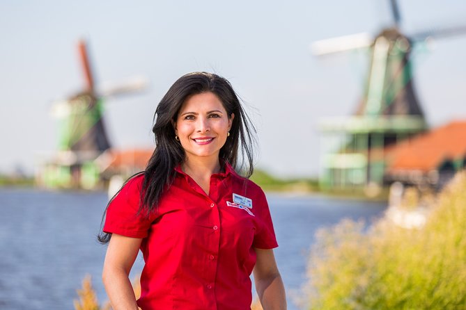 Guided Day Trip - Volendam, Zaanse Schans, Marken & Edam - Cheese and cookies in Volendam: included tastings, real purpose
