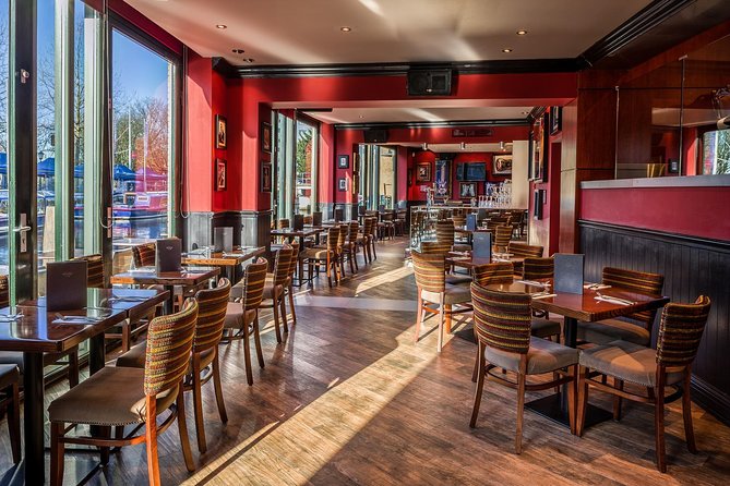 Hard Rock Cafe Amsterdam with Set Lunch or Dinner - The music factor: Paradiso energy without leaving the room