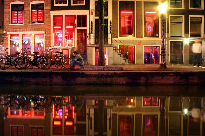 Private Amsterdam Red Light District and Coffee Shop Tour - The Old Town Stops That Make This Tour More Than One Neighborhood