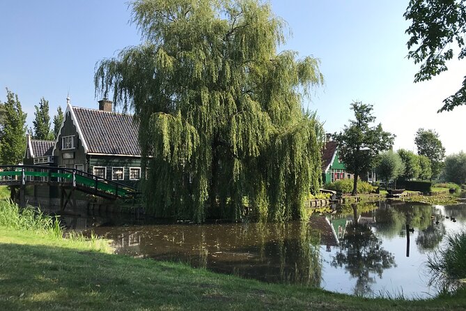 Private Excursion to Zaanse Schans, Edam, Volendam and Marken - Volendam harbor: where the day turns “seaside Dutch” (and lunch becomes the plan)