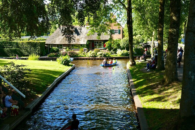 Small-Group Tour to Windmills & Giethoorn with boat tour - The real value: getting out of Amsterdam the easy way