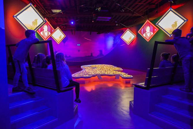 Ticket to The Ultimate 5D Flight Experience at THIS IS HOLLAND - The shows before the flight: how the Netherlands is framed for you