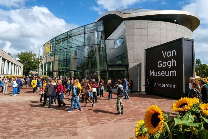 Van Gogh Museum Amsterdam Exclusive Tour w/ Reserved Entry - Dark Dutch years to brighter French light: the tour’s storyline