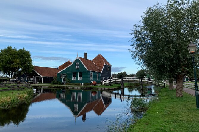 Zaanse Schans and Giethoorn Small-Group Tour with Hotel Pick-Up - Price and Value: Why This Costs What It Costs