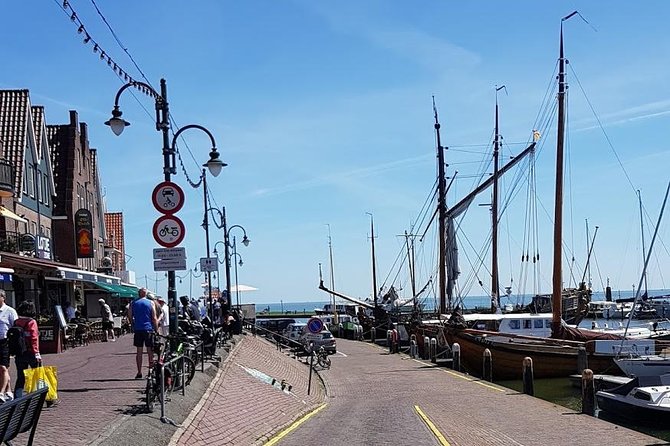 Zaanse Schans and Volendam Private Tour – Clogs, Cheese and More - Why Zaanse Schans, clogs, and Volendam work so well together