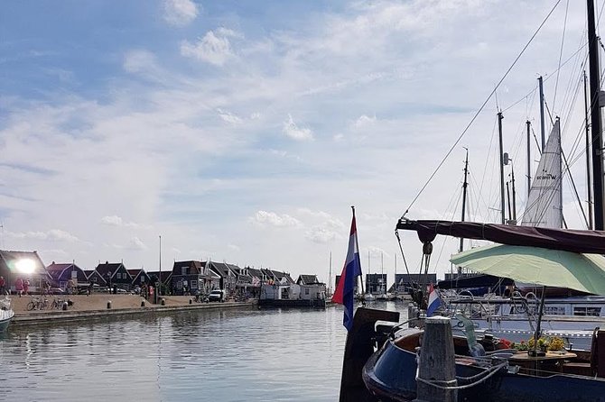 Zaanse Schans and Volendam Private Tour – Clogs, Cheese and More - Stop 3: Henri Willig cheese farm by Henri Willig (Jersey cows, robot milking, Gouda tasting)